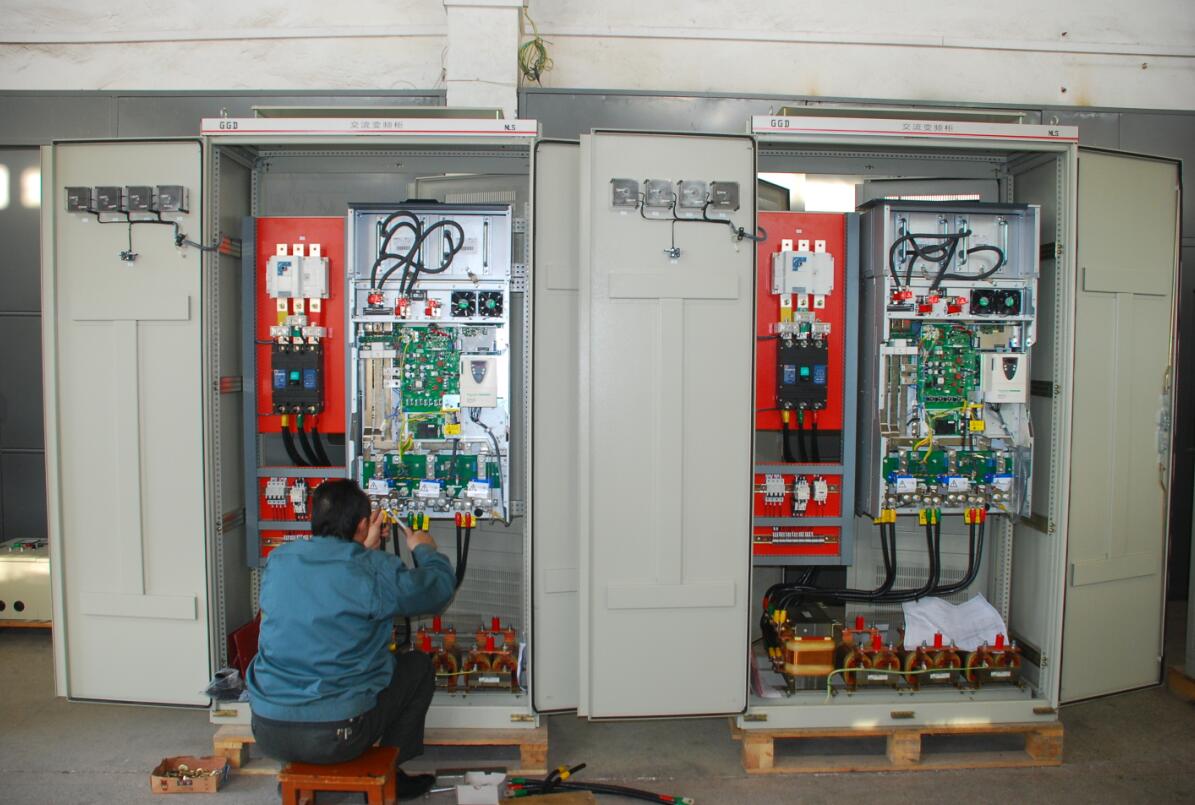 ��䓽�ɽ���F�V����ʩ�͵�200KW׃�l�{(di��o)���b�ó��S�{(di��o)ԇ